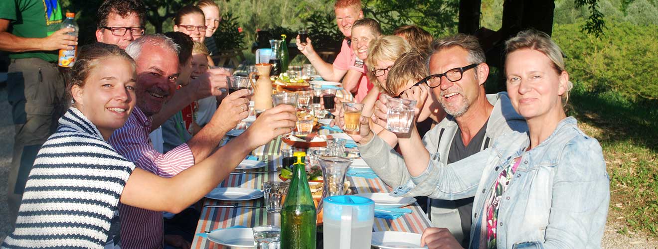 Gustare insieme i sapori delle Marche